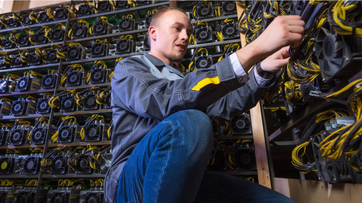 مشاور ارشد مجلس اوکراین: استخراج ارزهای دیجیتال نیازی به مجوز ندارد