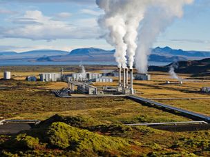 مصرف برق استخراج در ایسلند از مصرف برق مشترکین خانگی بیشتر می شود