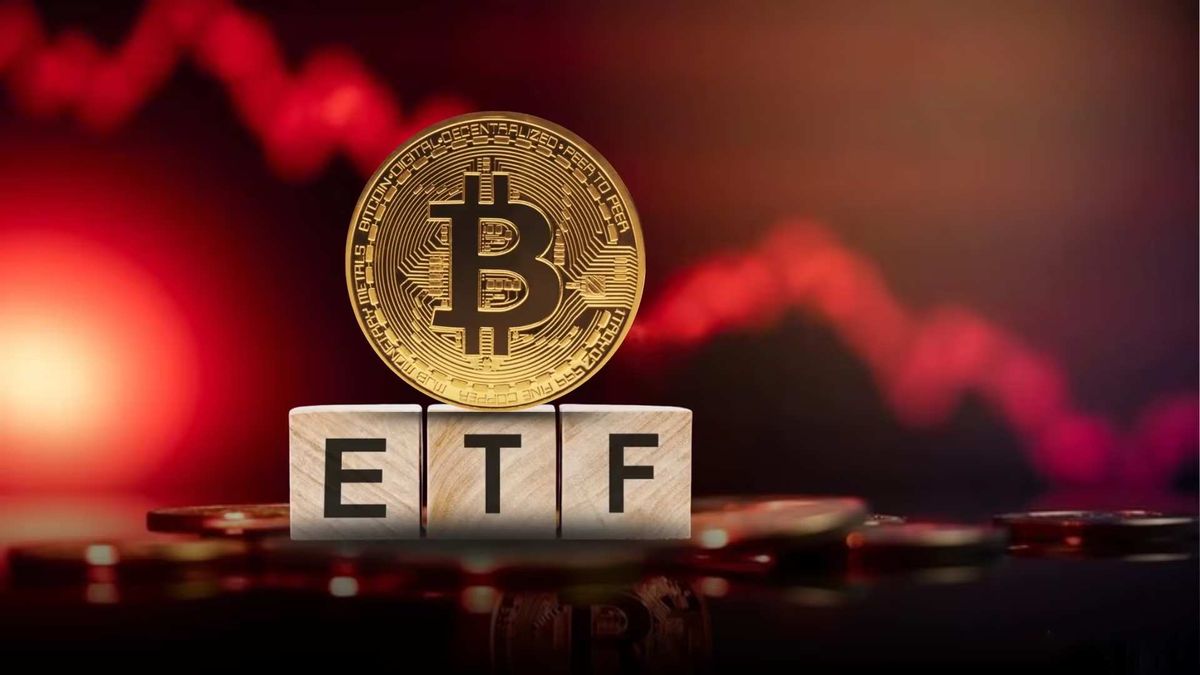 خروج بیش از ۱ میلیارد دلار از صندوق‌های ETF بیت کوین آمریکا در هفته‌ای پرتلاطم