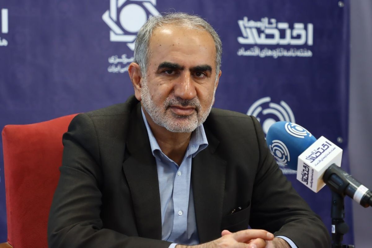 نماینده مجلس: بستن درگاه صرافیها باعث بیاعتمادی و ایجاد بازار سیاه میشود
