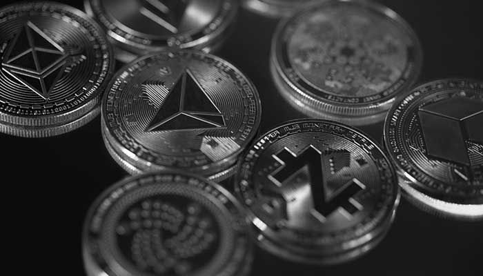 3 دلیل که نباید به این زودیها منتظر رشد آلت کوینها بمانید فصل بیرحمانه برای آلت کوین ها