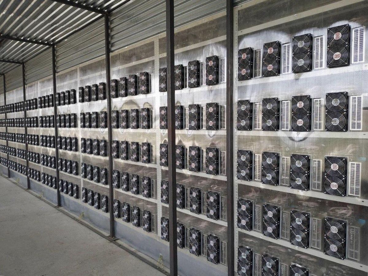 استخراج بیت کوین در برخی از مناطق روسیه قانونی می‌شود