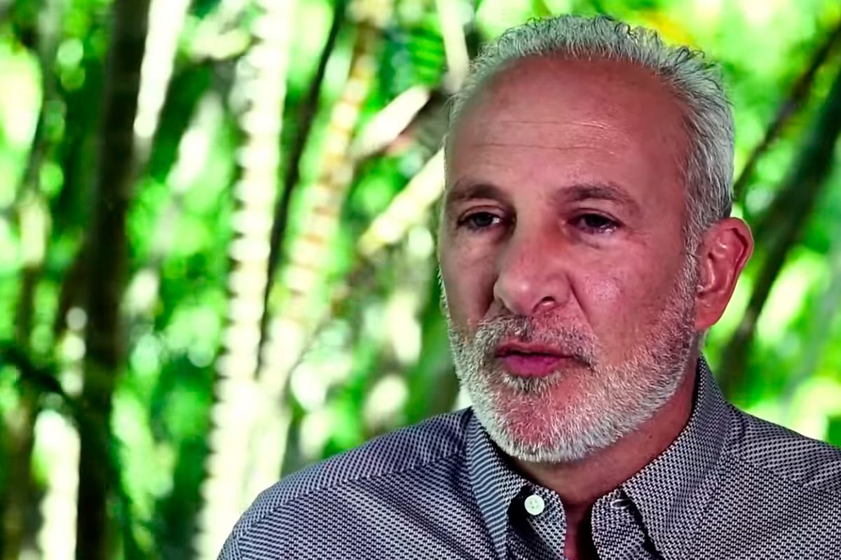 پیتر شیف: قیمت آلت کوین‌ها یک شبه سقوط می‌کند