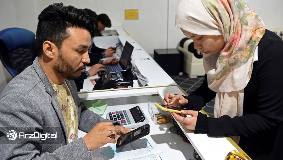 گزارش: سرکوب‌های طالبان بازار ارزهای دیجیتال افغانستان را به بن‌بست رسانده است