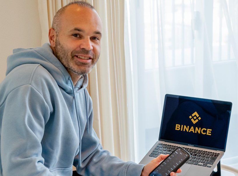 تبلیغ بازیکن سابق بارسلونا برای صرافی بایننس