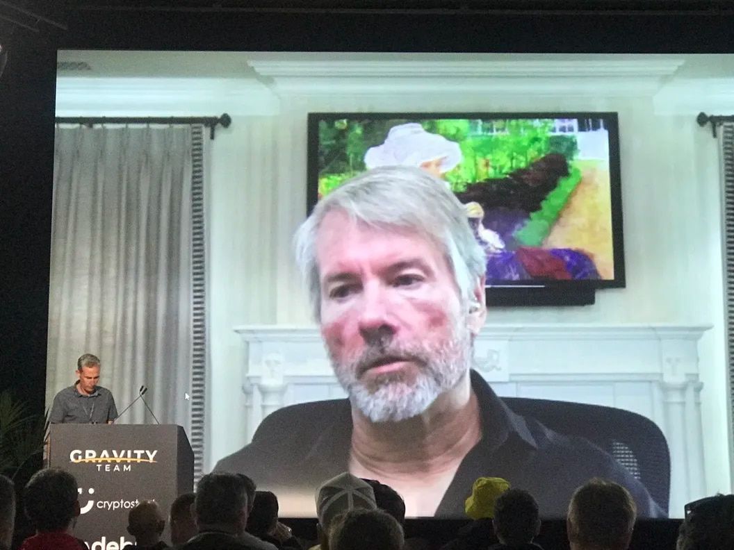 مایکل سیلور: به‌دنبال راهی برای پیوستن شرکت‌های بزرگ به شبکه لایتنینگ بیت کوین هستیم