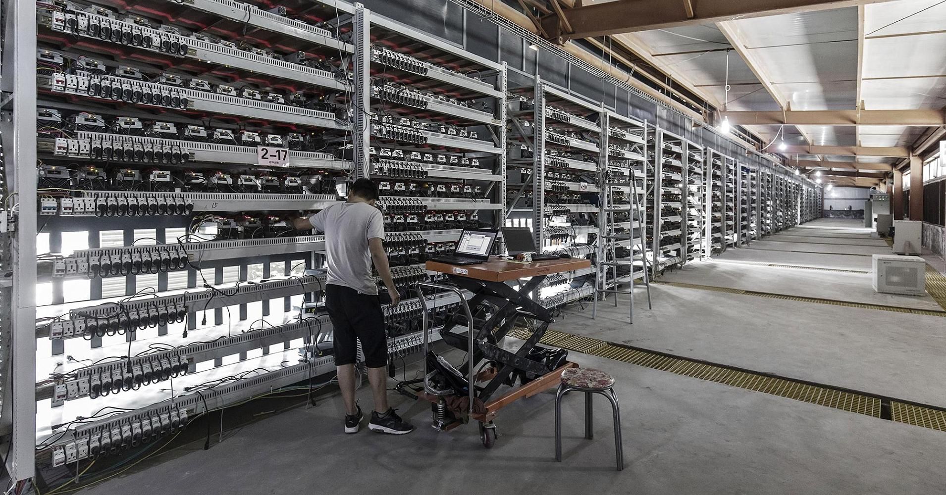 میزان مصرف برق شبکه بیت کوین به هیچ وجه مثل خودش مجازی نیست میزان مصرف برق شبکه بیت کوین به هیچ وجه مثل خودش مجازی نیست