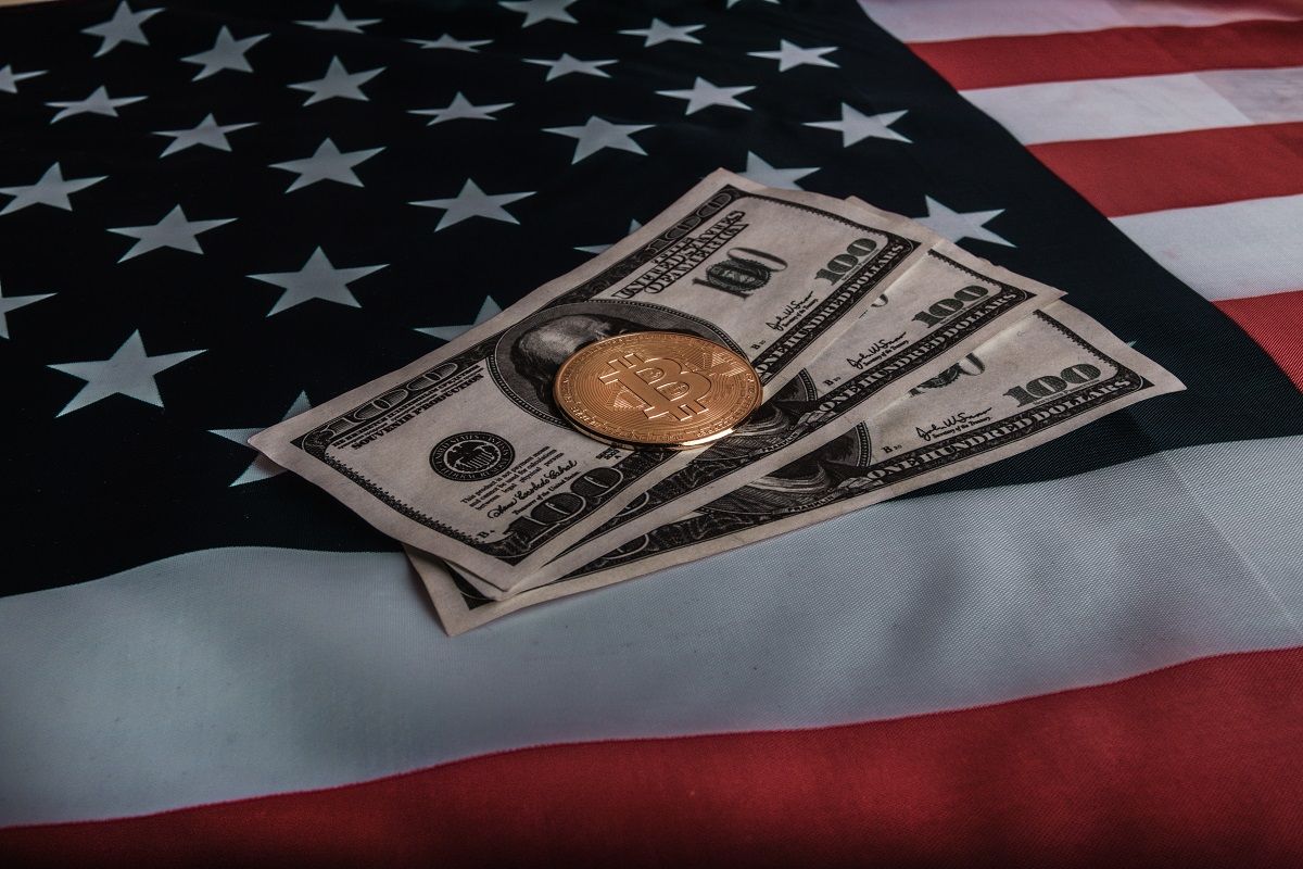 ۲۱ درصد از افراد بزرگسال آمریکا مایل به خرید بیت کوین هستند