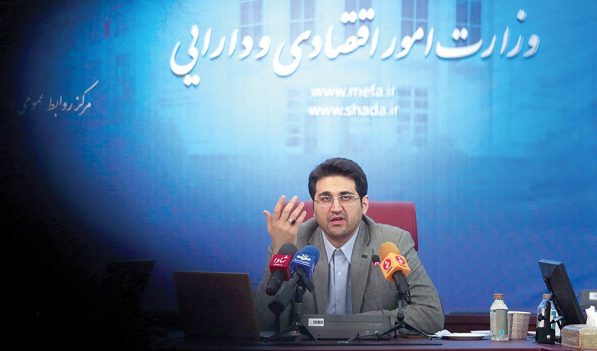 رئیس سازمان امور مالیاتی: درآمد از ارزهای دیجیتال مالیات دارد