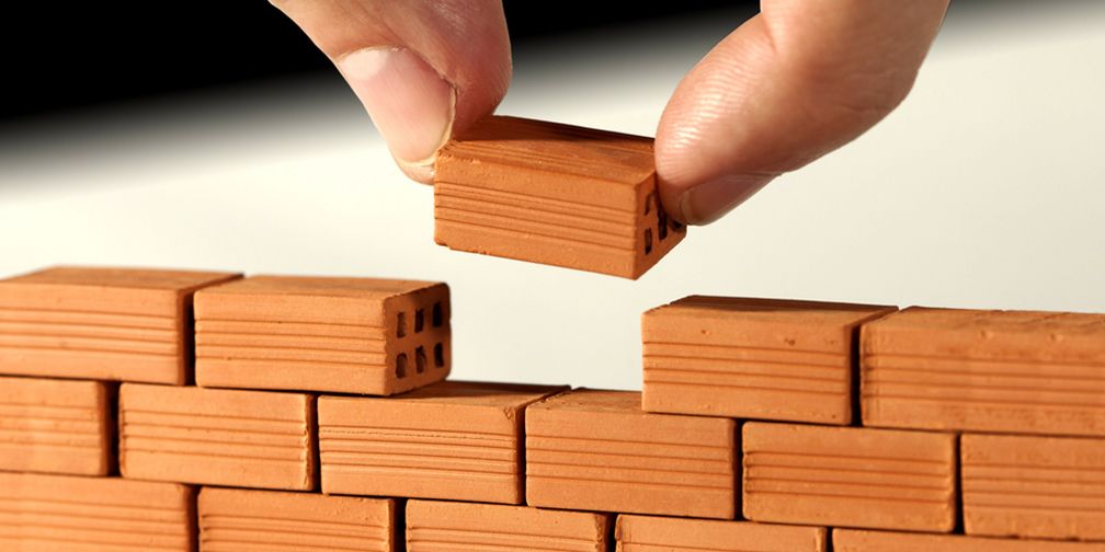 چرا مقبولیت معیاری ناعادلانه برای سنجش موفقیت برنامه‌های غیرمتمرکز است؟