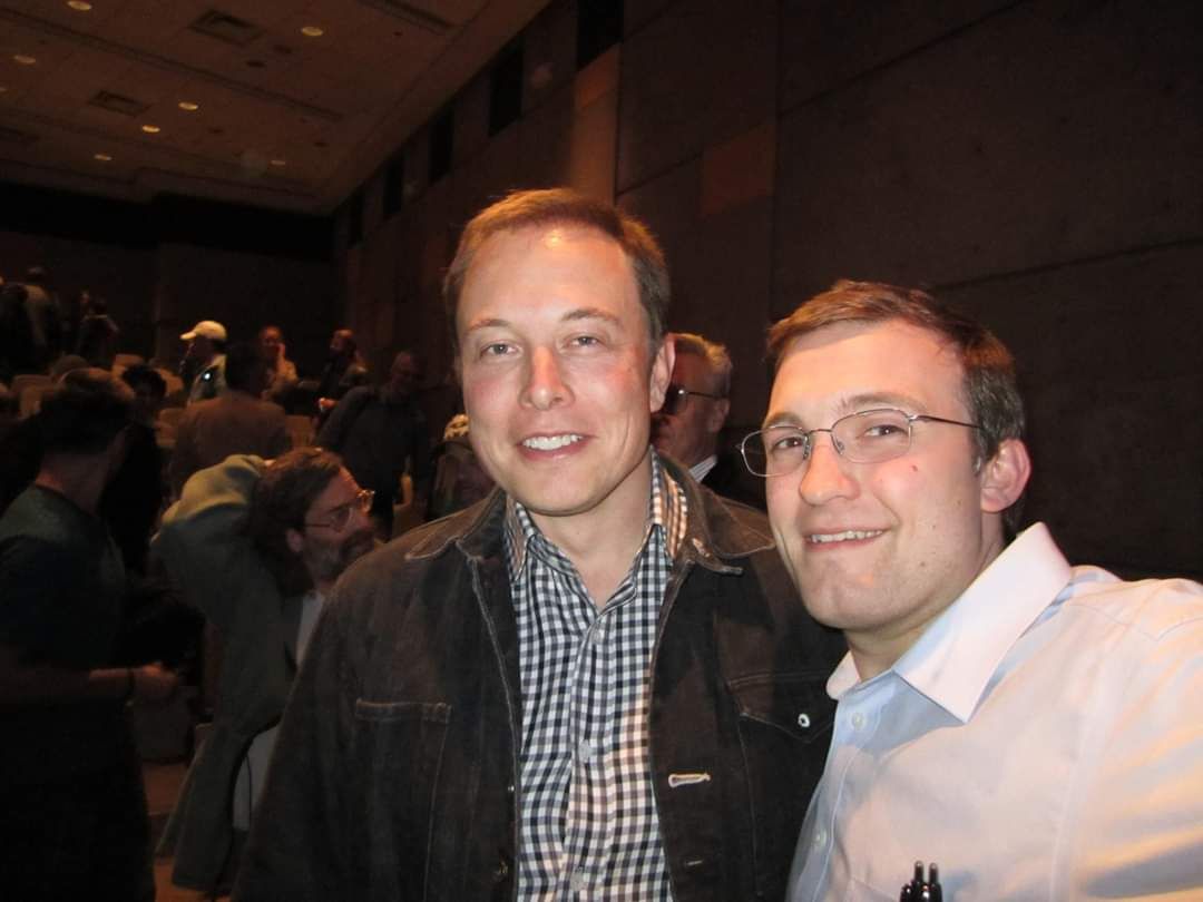 چارلز هاسکینسون به‌دنبال راه‌اندازی نسخه غیرمتمرکز توییتر با ایلان ماسک است